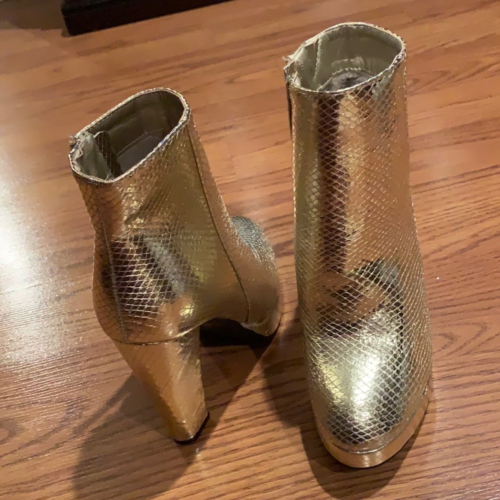 Bamboo Gold Boots Size:6